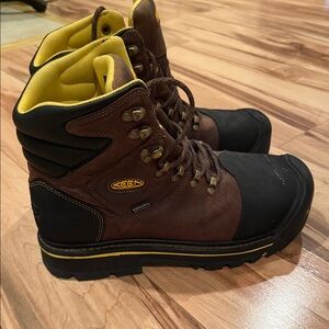 Keen Men's steel toe utility Brown and Black Boots with Yellow Accents
